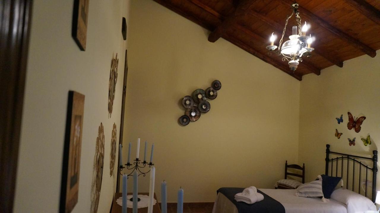 Casa Rural AKIMEQUEDU Valverde del Fresno Exterior foto